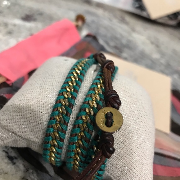 Chan Luu Wrap Bracelet Turquoise & Gold Tone Herringbone Chain Leather Closure - Picture 2 of 6